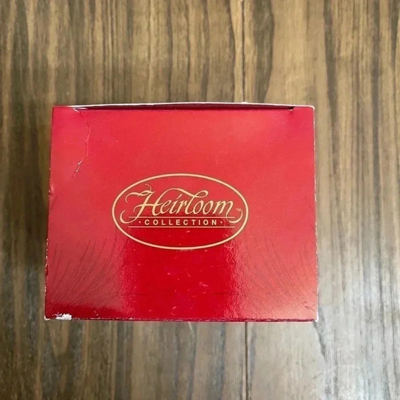 Carlton Cards Heirloom Collection Santa’s Holiday Best Christmas Ornament 1999 - Picture 7 of 11